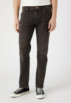 Wrangler Greensboro - Vaqueros Rectos - Black Clay Washed