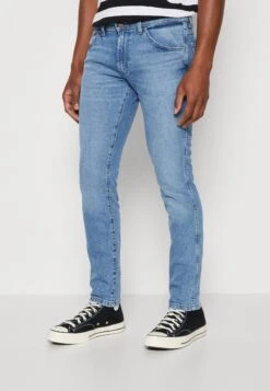 Wrangler Bryson - Vaqueros Pitillo - The Dude