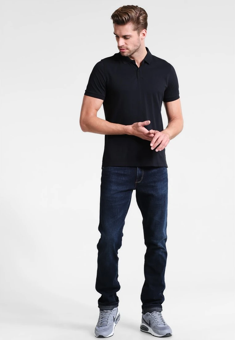 Wrangler Greensboro - Vaqueros Rectos - El Camino 4 Wrangler Greensboro - Vaqueros Rectos - El Camino - Imagen 2