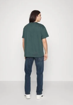 Wrangler Frontier - Vaqueros Rectos - Blue Denim -Wrangler af0bb323182d4c1cbdc195e8761bed4c