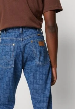 Wrangler Frontier - Vaqueros Boyfriend - All Over Laser -Wrangler b14648f5da204f24b997cfa81d7edc53