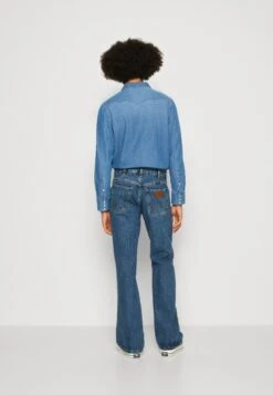 Wrangler Fox - Vaqueros Bootcut - Dark Indigo -Wrangler b554d3588c5944cf871b165837b326cd