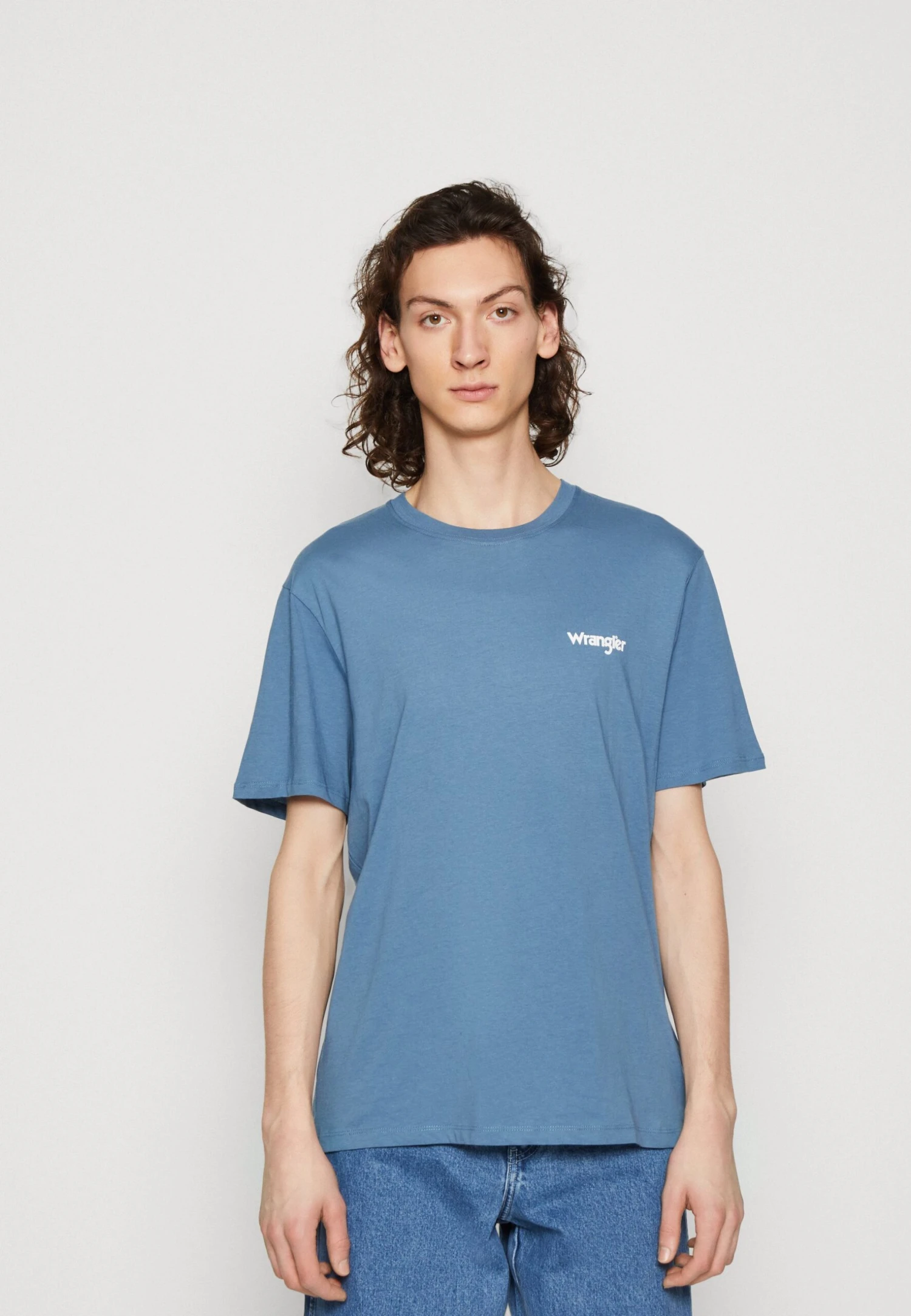 Wrangler Sign Off Tee 2 Pack- Camiseta Básica - Captains Blue 6 Wrangler Sign Off Tee 2 Pack- Camiseta Básica - Captains Blue - Imagen 4