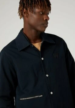 Wrangler Chaqueta Fina - Black 9 Wrangler Chaqueta Fina - Black -Wrangler bbac372e004f4d2daa42948ed6ab2fb9