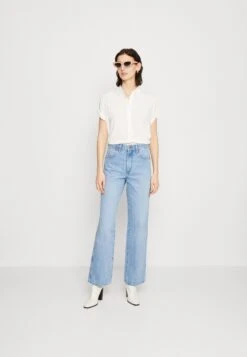 Wrangler Mom - Vaqueros Boyfriend - Blue Denim -Wrangler c0bf5241f2304bf784ec5ddf4858e876