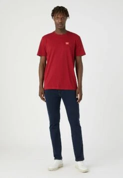 Wrangler Sign Off Tee - Camiseta Básica - Rhubarb Red -Wrangler c6202fa8d137414cb87d0c8463ca411e