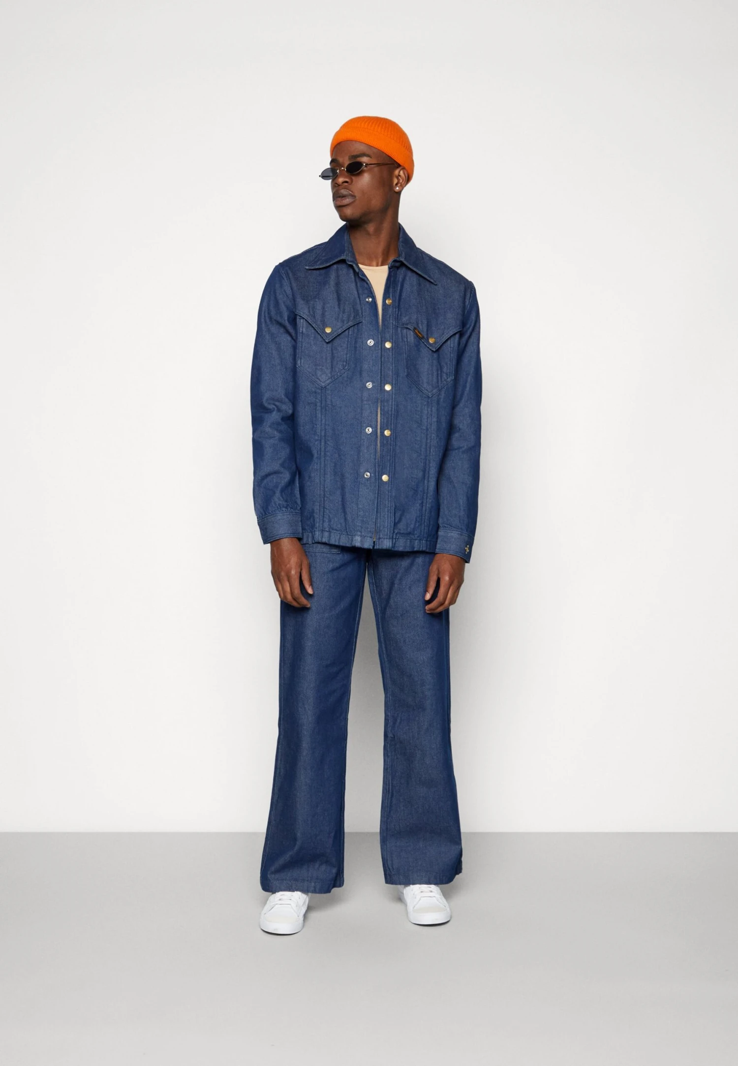 Wrangler Leon Loose Flare - Vaqueros A Campana - Rinse 4 Wrangler Leon Loose Flare - Vaqueros A Campana - Rinse - Imagen 2