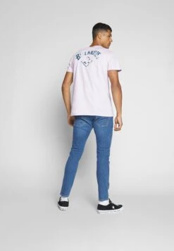 Wrangler Bryson - Vaqueros Pitillo - Game On -Wrangler cad990c1358a4f21ab7bdb27a57376b7