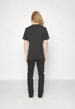 Wrangler Larston - Vaqueros Slim Fit - Atmosphere -Wrangler cb99e76720fe48a4a8eabe48765d4380