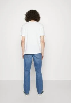 Wrangler Texas - Vaqueros Rectos - New Light -Wrangler ce3f505990914e65ab125e53e2461ccb