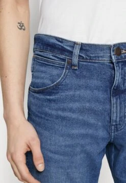 Wrangler River - Vaqueros Rectos - Smoke Sea 11 Wrangler River - Vaqueros Rectos - Smoke Sea -Wrangler d09a7b5f720648d9ac9c1e9ffdf7a435