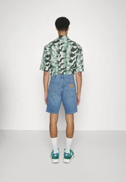 Wrangler Texas - Shorts Vaqueros - The Dude -Wrangler d147aa363a6643798dd23f563930da63