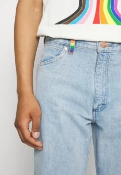 Wrangler Unisex - Vaqueros Rectos - Light Blue 11 Wrangler Unisex - Vaqueros Rectos - Light Blue -Wrangler d24839a7a76d4a409b920ab82051390a