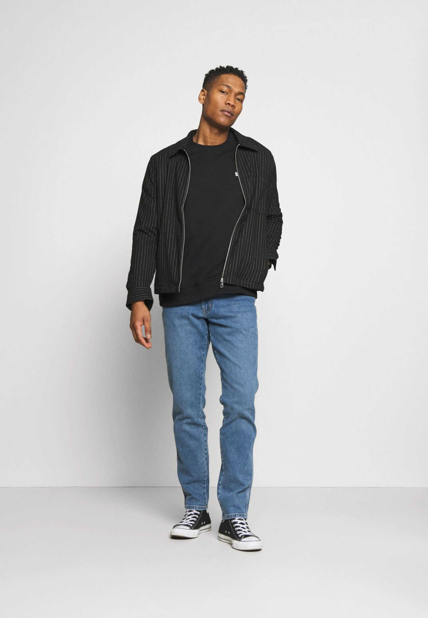 Wrangler Texas - Vaqueros Tapered - Blue Stones 4 Wrangler Texas - Vaqueros Tapered - Blue Stones - Imagen 2