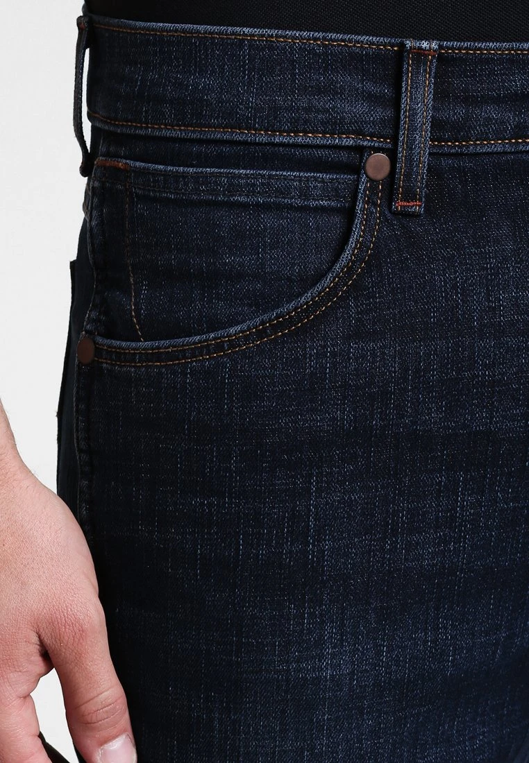 Wrangler Greensboro - Vaqueros Rectos - El Camino 6 Wrangler Greensboro - Vaqueros Rectos - El Camino - Imagen 4