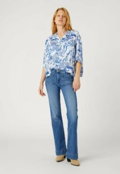 Wrangler -Wrangler e06bee90e07e4fe5a781b61a19a4d27b