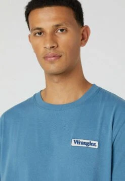 Wrangler Logo Tee - Camiseta Básica - Captains Blue 10 Wrangler Logo Tee - Camiseta Básica - Captains Blue -Wrangler e4068337f1bc47c980605cd8572e2593