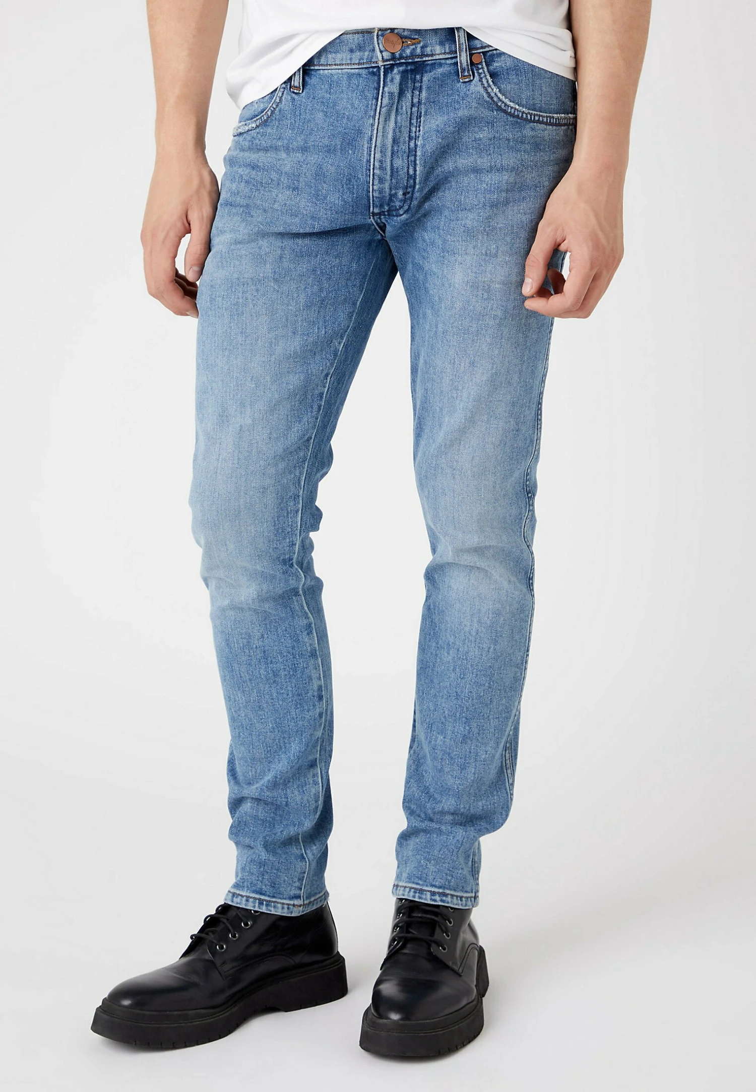 Wrangler Larston - Vaqueros Slim Fit - Light Indigo 3 Wrangler Larston - Vaqueros Slim Fit - Light Indigo