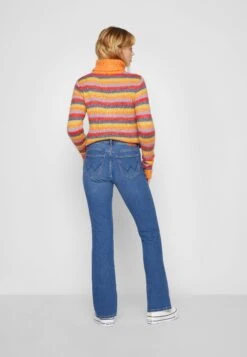 Wrangler Vaqueros Bootcut - Blau -Wrangler f373b91eafea48dbb591db1cd15095f2