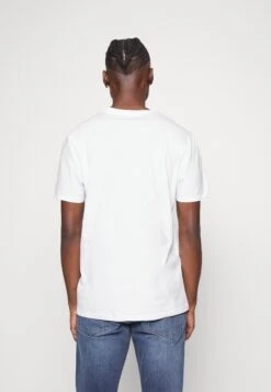 Wrangler 2 Pack - Camiseta Básica - Dusty/Olive -Wrangler f5e6607938f642a9a2ae9487386eb9af