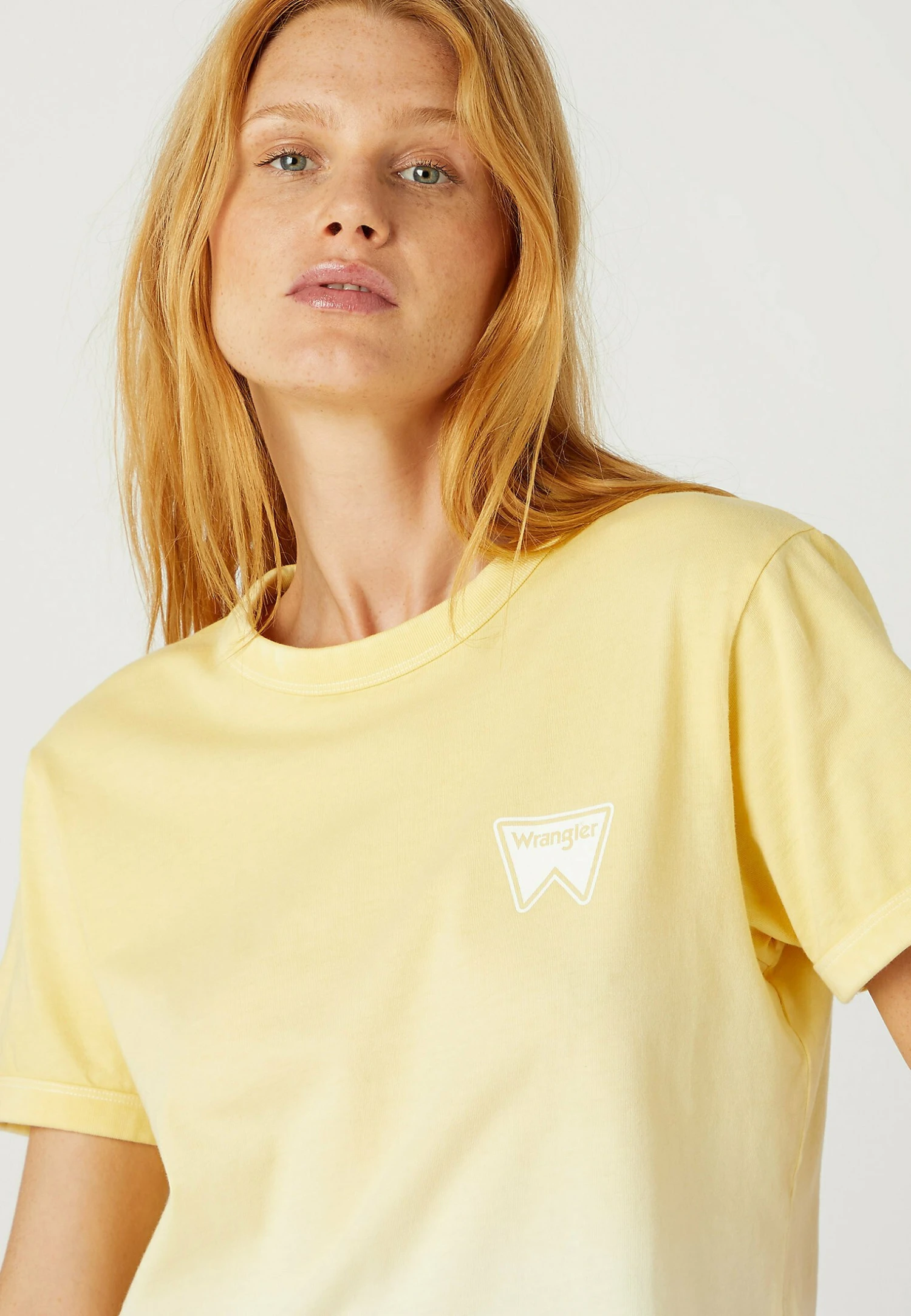 Wrangler Ringer - Camiseta Estampada - Pale Banana 6 Wrangler Ringer - Camiseta Estampada - Pale Banana - Imagen 4