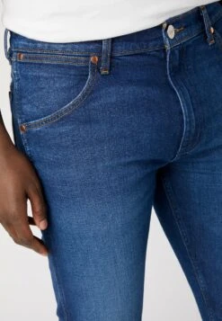 Wrangler 11Mwz - Vaqueros Rectos - Far Away -Wrangler ffd6019d8d7944b3b7b8f4d0bf8f8977